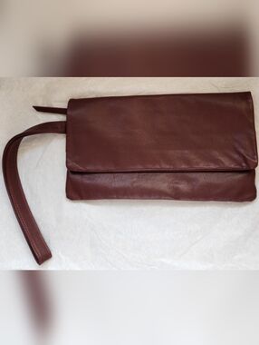 Glorik Burgundy Leather Clutch